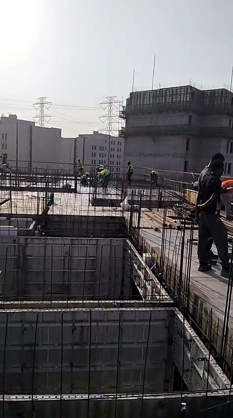 قوالب الجدران الخرسانية